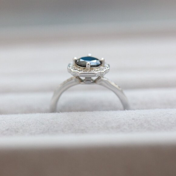 S925 1cttw Black Moissanite Diamond Flower Halo Style Engagement Ring Silver - Picture 6 of 6